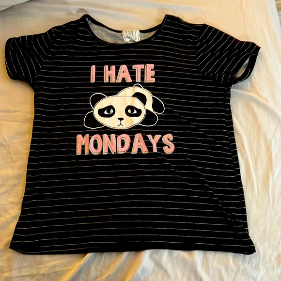 I am selling this cute I hate mondays shirt for anyone who wants it - Picture 1 of 2